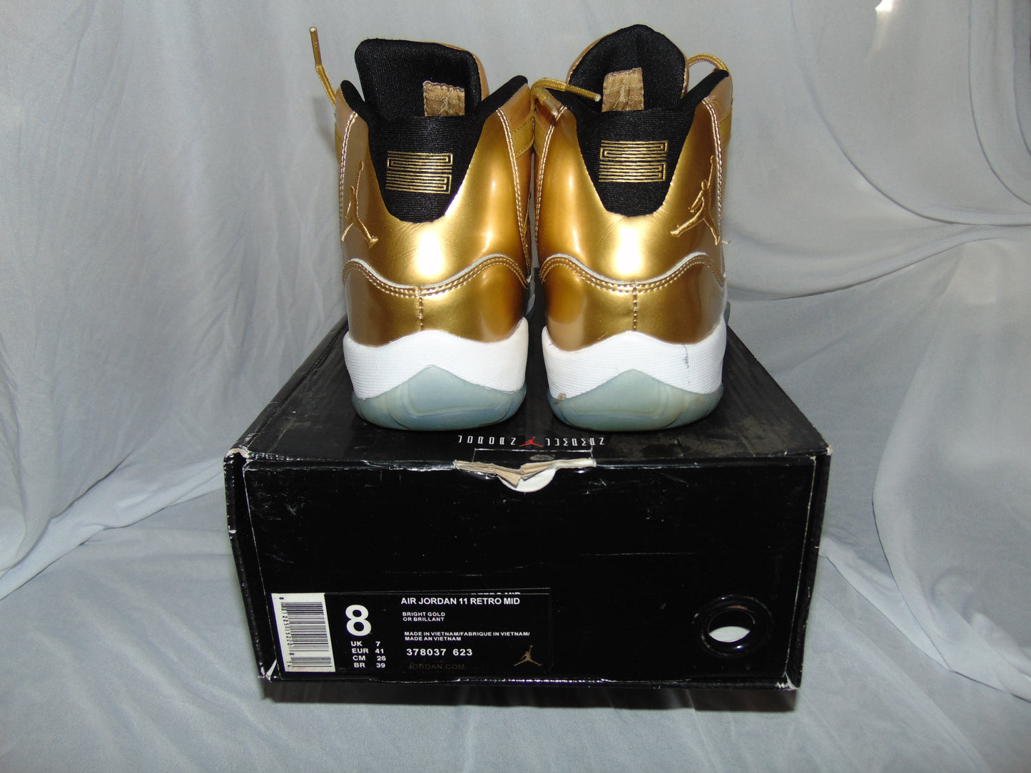 Gold Nike 11